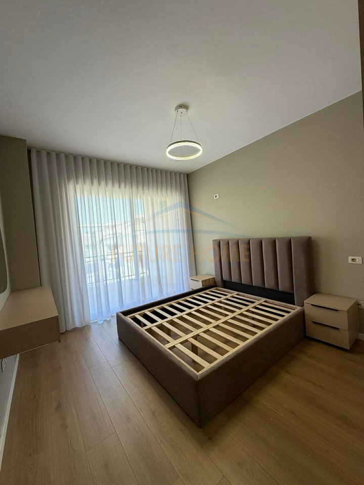 Shitet, Apartament 1+1, Unaza e Re