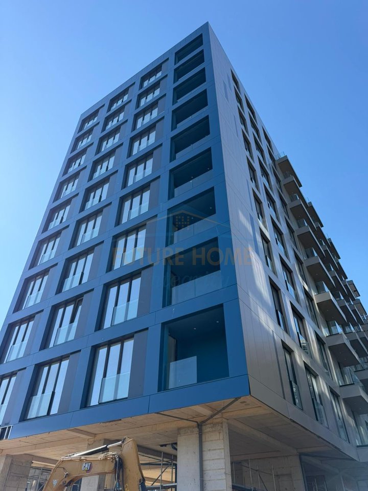 For sale, Apartment 1+1, Golden Gate Complex, Tirana.