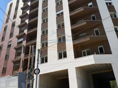 Shitet,Apartament 2+1+2, Paskuqan