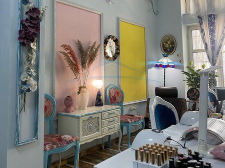 Shitet, Ambient Biznes, Ish Ekspozita, Tirane