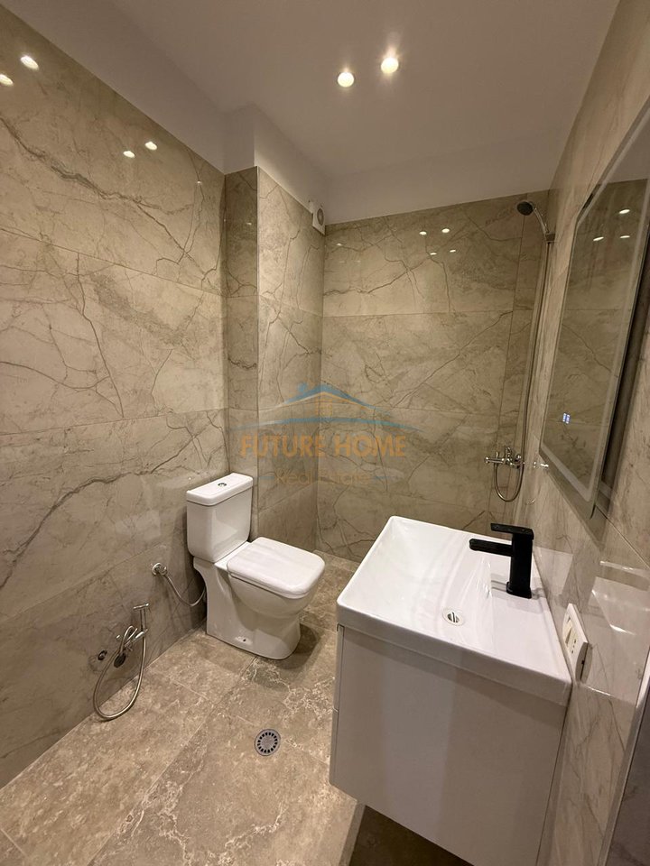 In vendita, Appartamento 1+1 Nuova Circonvallazione, Tirana