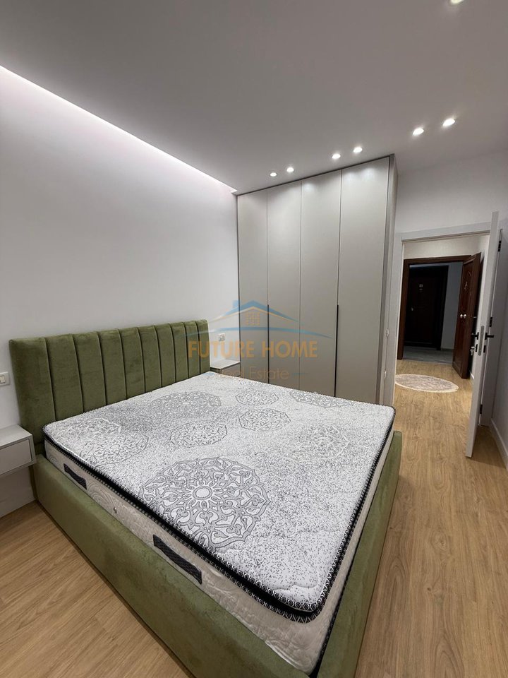 In vendita, appartamento 1+1 New Ring, Tirana