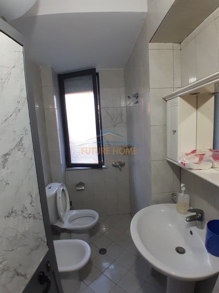 Qera, Apartament 2+1, Brryli, Tiranë