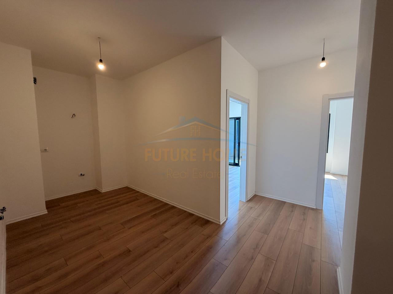 Qira, Apartament 2+1+2, Rruga e Barrikadave, Tiranë.