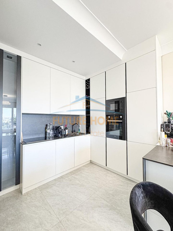 Shitet, Apartament 2+1+2+Depo+Post Parkim, "Joy Residences", Tiranë.