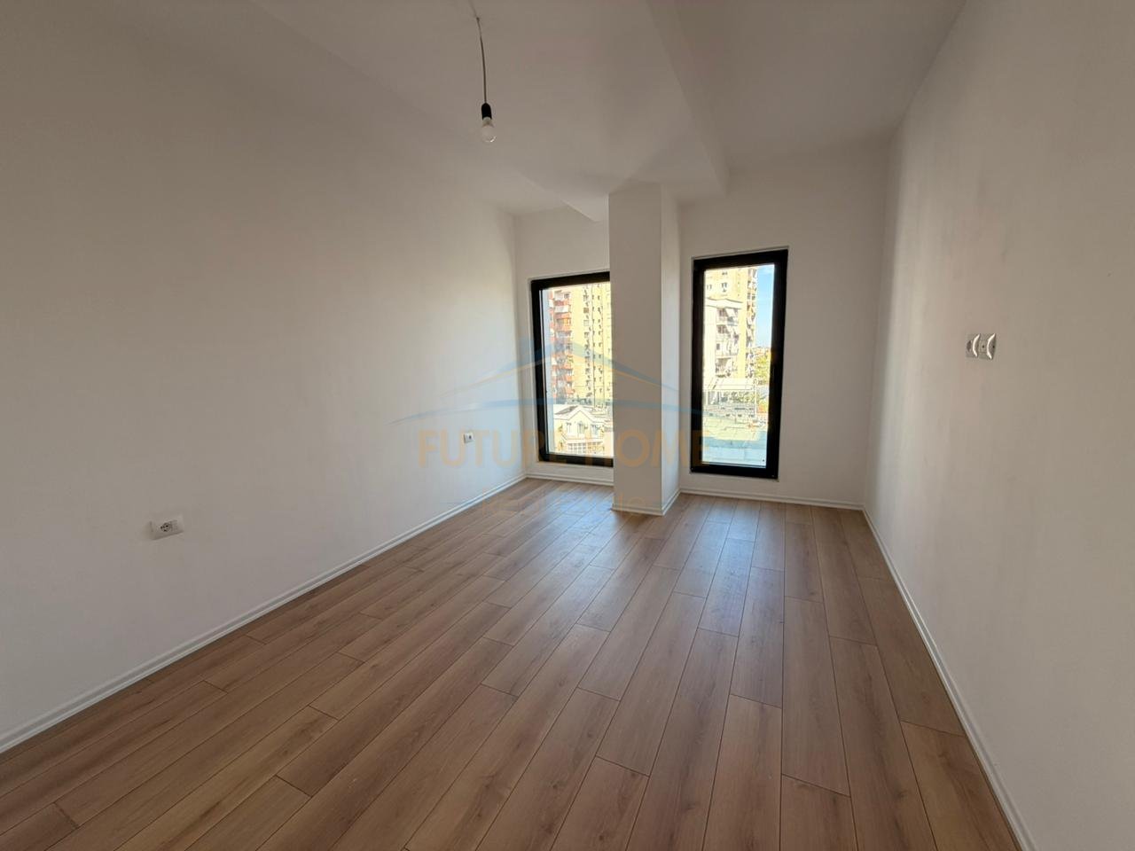 Qira, Apartament 1+1, Rruga e Barrikadave, Tiranë.
