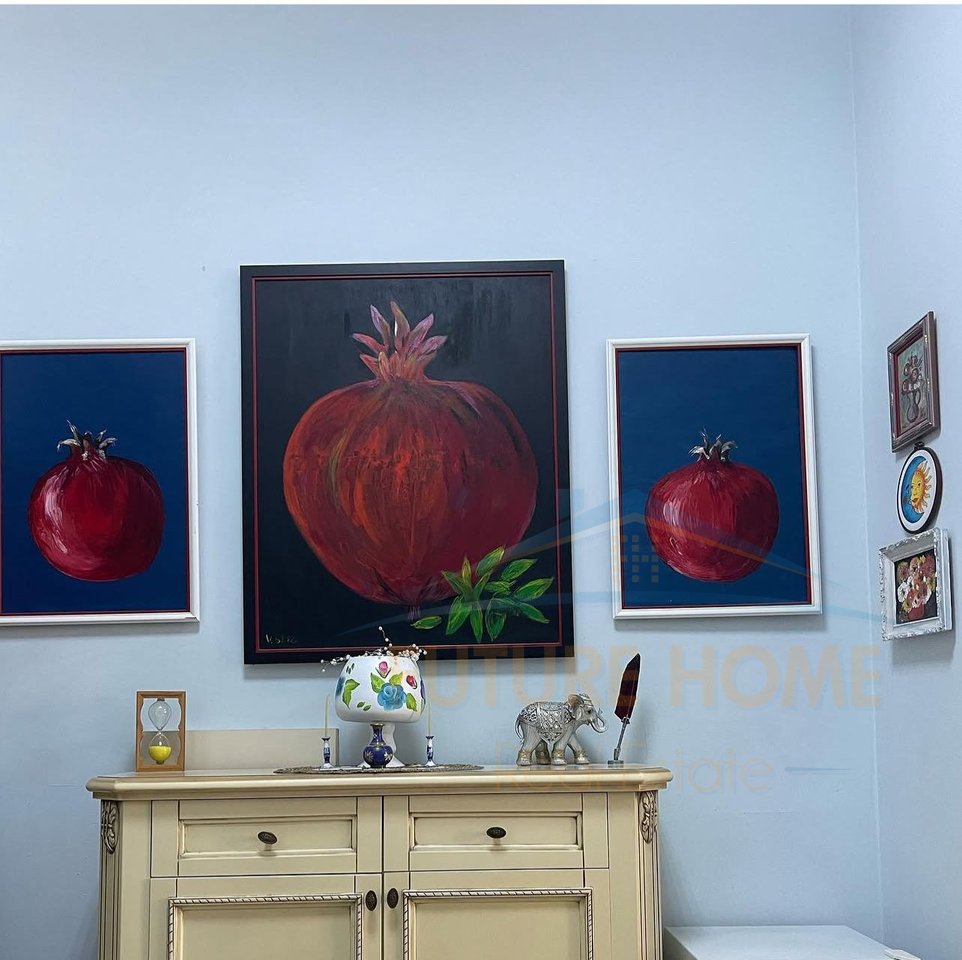 Shitet, Ambient Biznes, Ish Ekspozita, Tirane