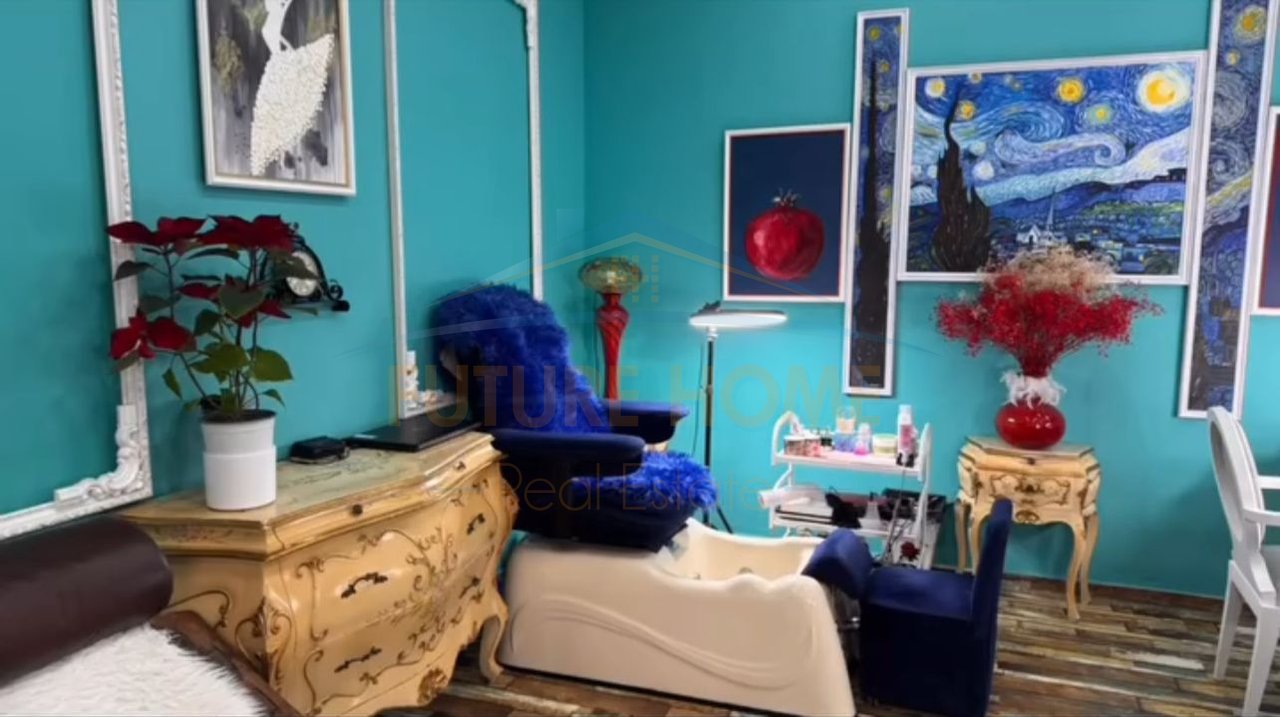 Shitet, Ambient Biznes, Ish Ekspozita, Tirane