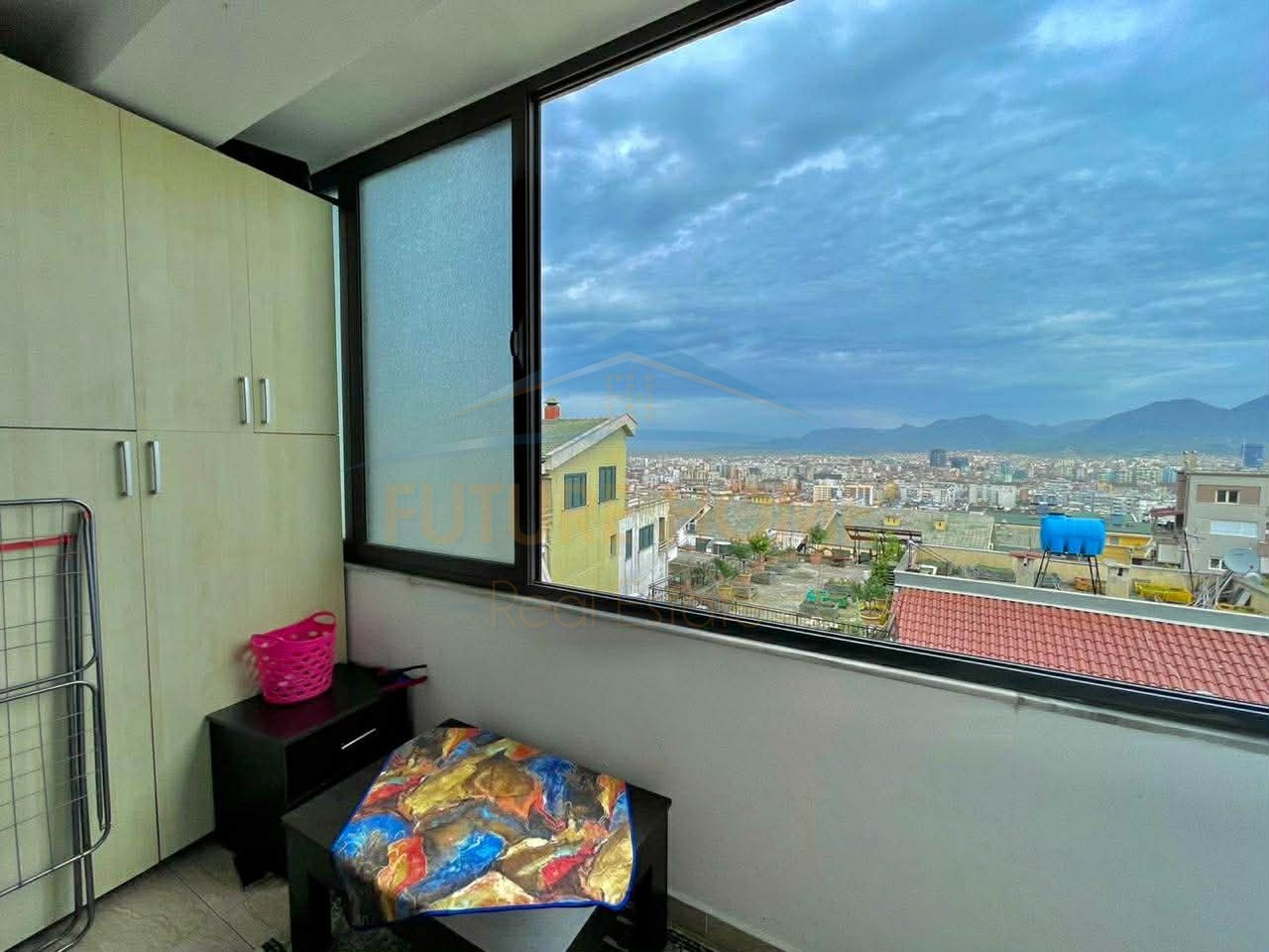 In vendita, Appartamento 1+1 + Studio, Kodra e Diellit 1, Tirana