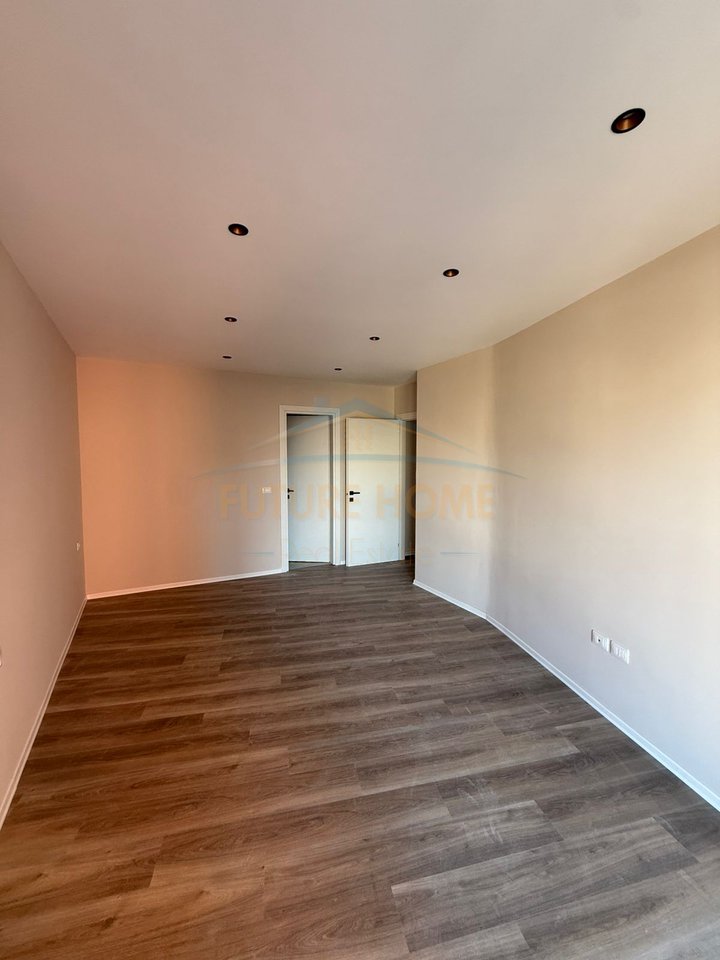 In vendita, appartamento, 2+1+2, Pazari i Ri, Tirana