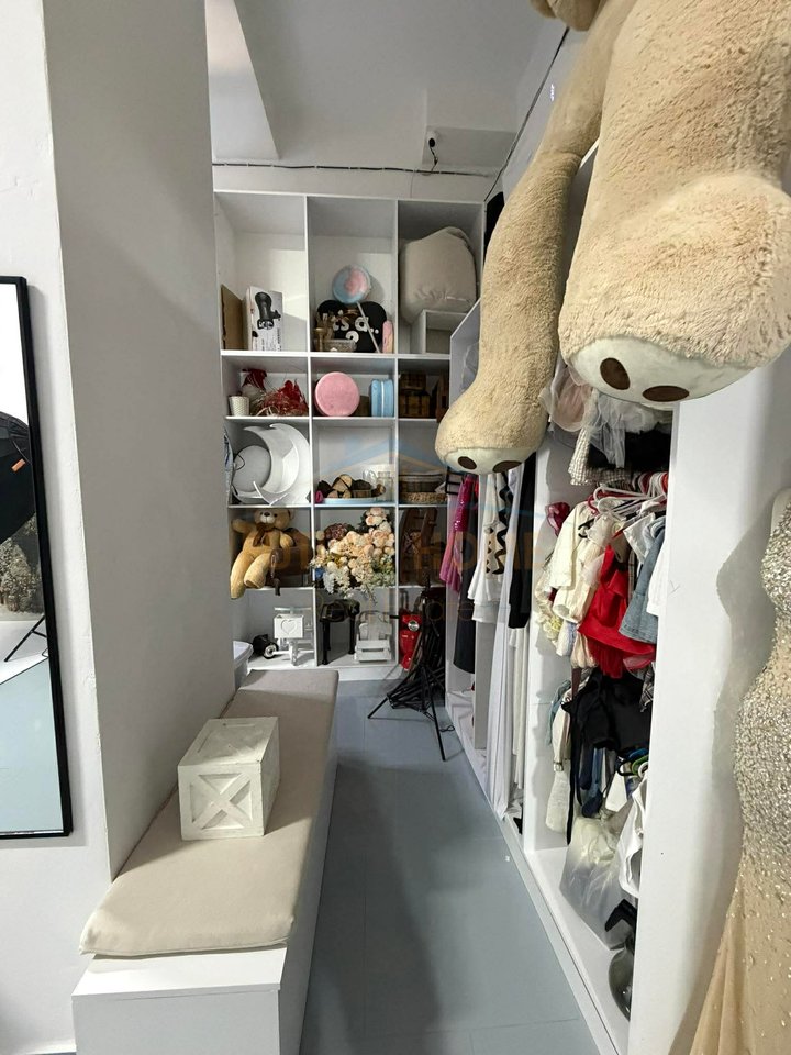 For sale, Business Unit, Misto Mame, Tirana