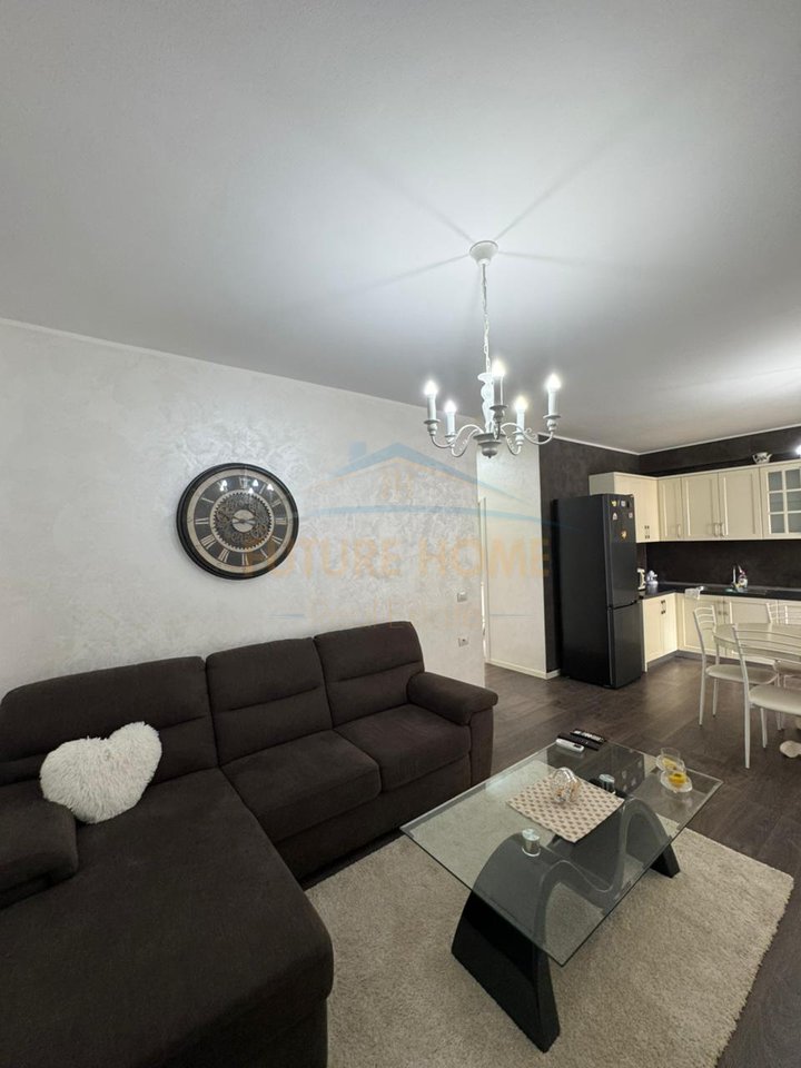 Rent, Apartment 2+1+2, Linzë, Fresk