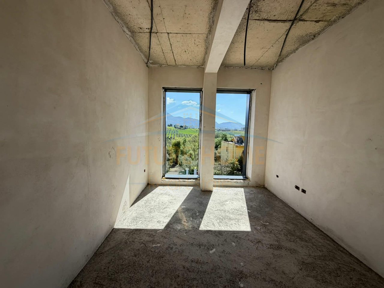 Shitet, Apartament 4+1+3+Post Parkimi, Terfili Residence, Farke