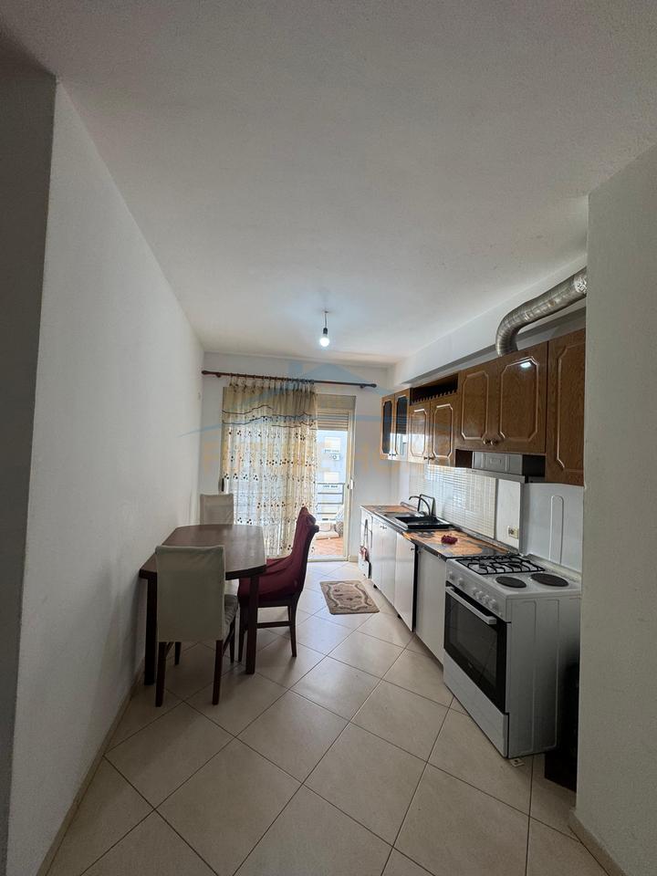 Qera, Apartament 2+1, Unaza e Re