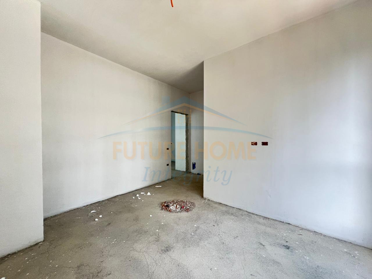 Shitet, Apartament 2+1+2, Rezidenca Splendor, Tiranë.