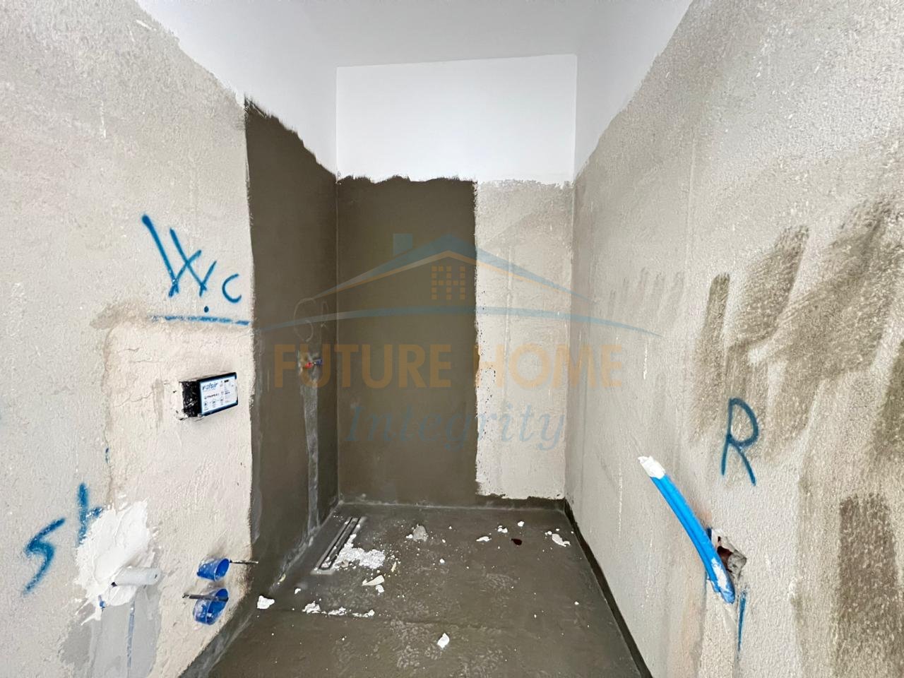 Shitet, Apartament 2+1+2, Rezidenca Splendor, Tiranë.