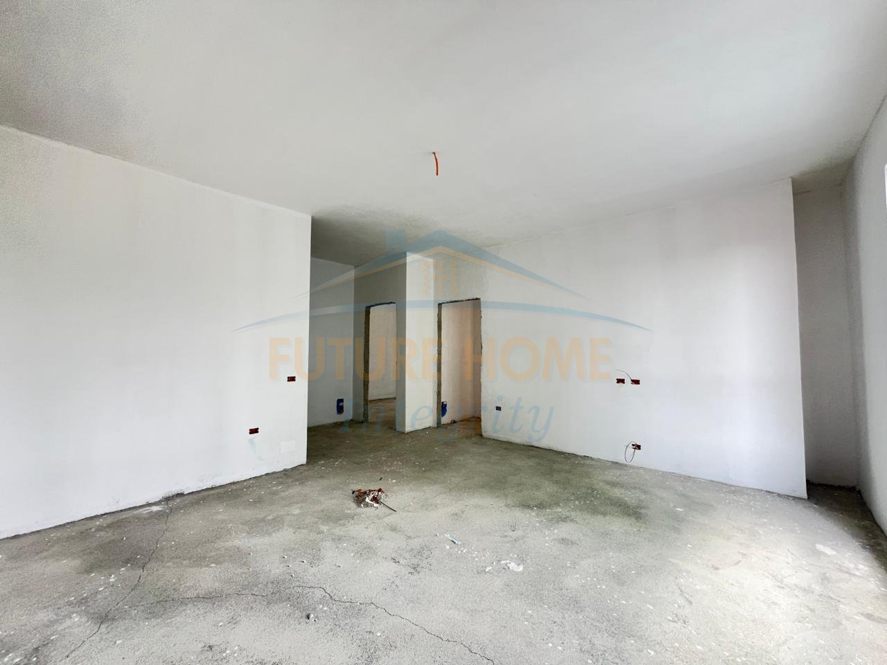 Shitet, Apartament 2+1+2, Rezidenca Splendor, Tiranë.