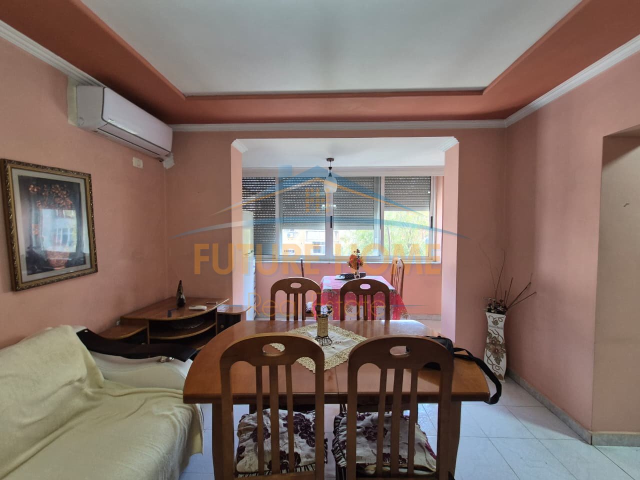Qera, Apartament 1+1, 21Dhjetori, Tiranë.