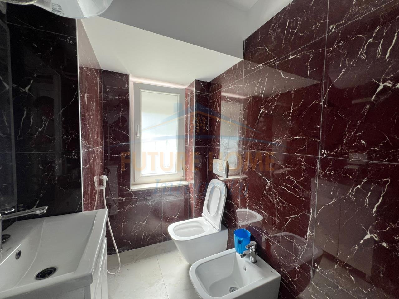 Qera, Apartament 2+1, Oxhaku, Tiranë.