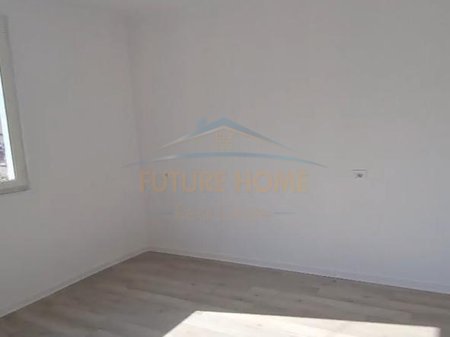 Shitet, Apartament 2+1, Cezma e Ferres, Durres