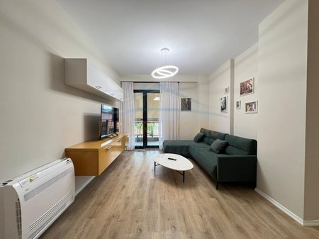 Qera, Apartament 2+1+2, Pazari i Ri, Tiranë.