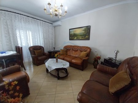 Qera,Apartament 1+1 , Siri Kodra.