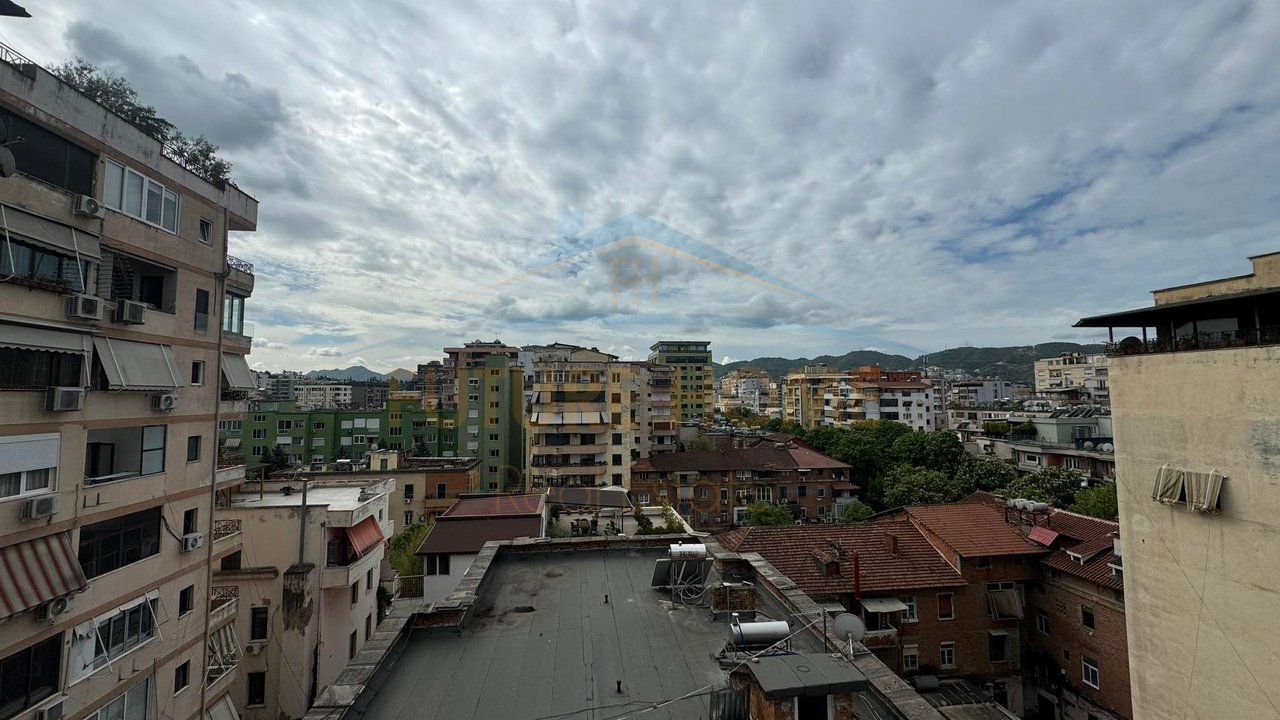 Qera, Apartament 2+1+2, Blloku, Tirane
