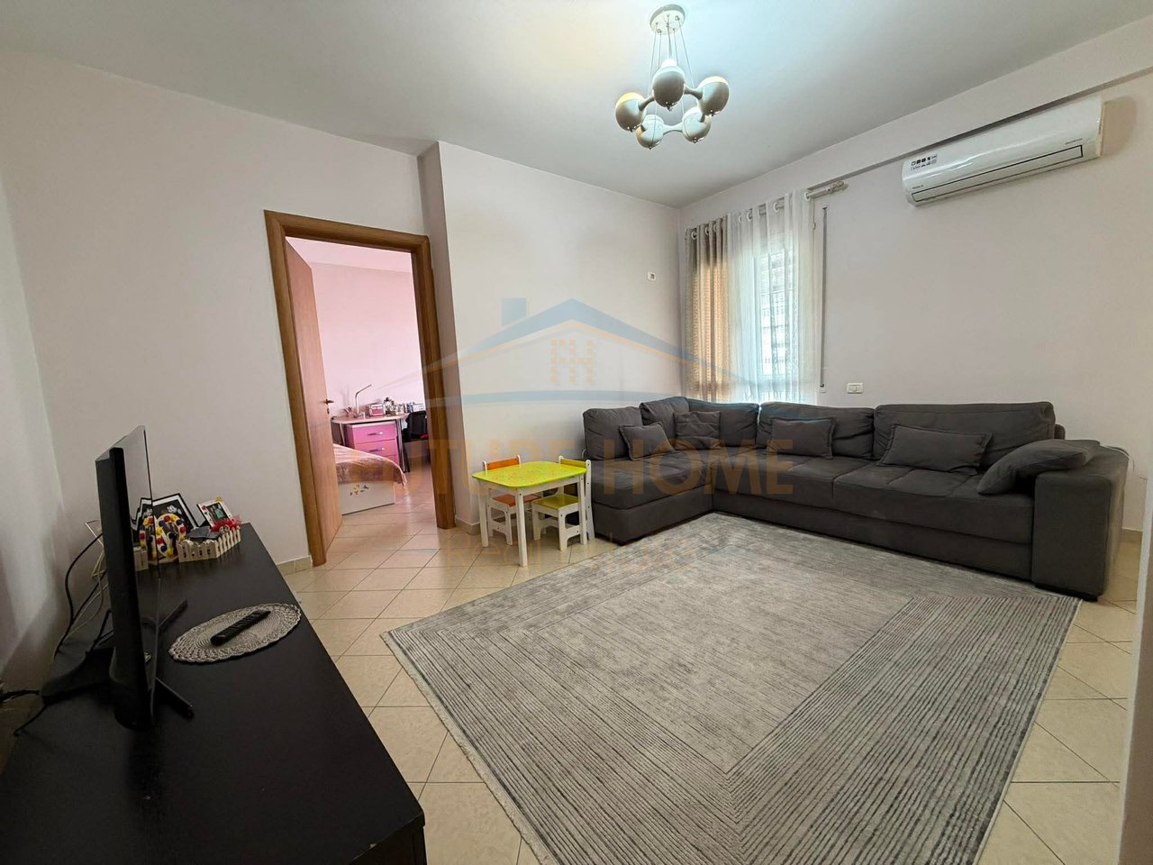 Shitet, Apartament 2+1, Rruga Dritan Hoxha, Tirane