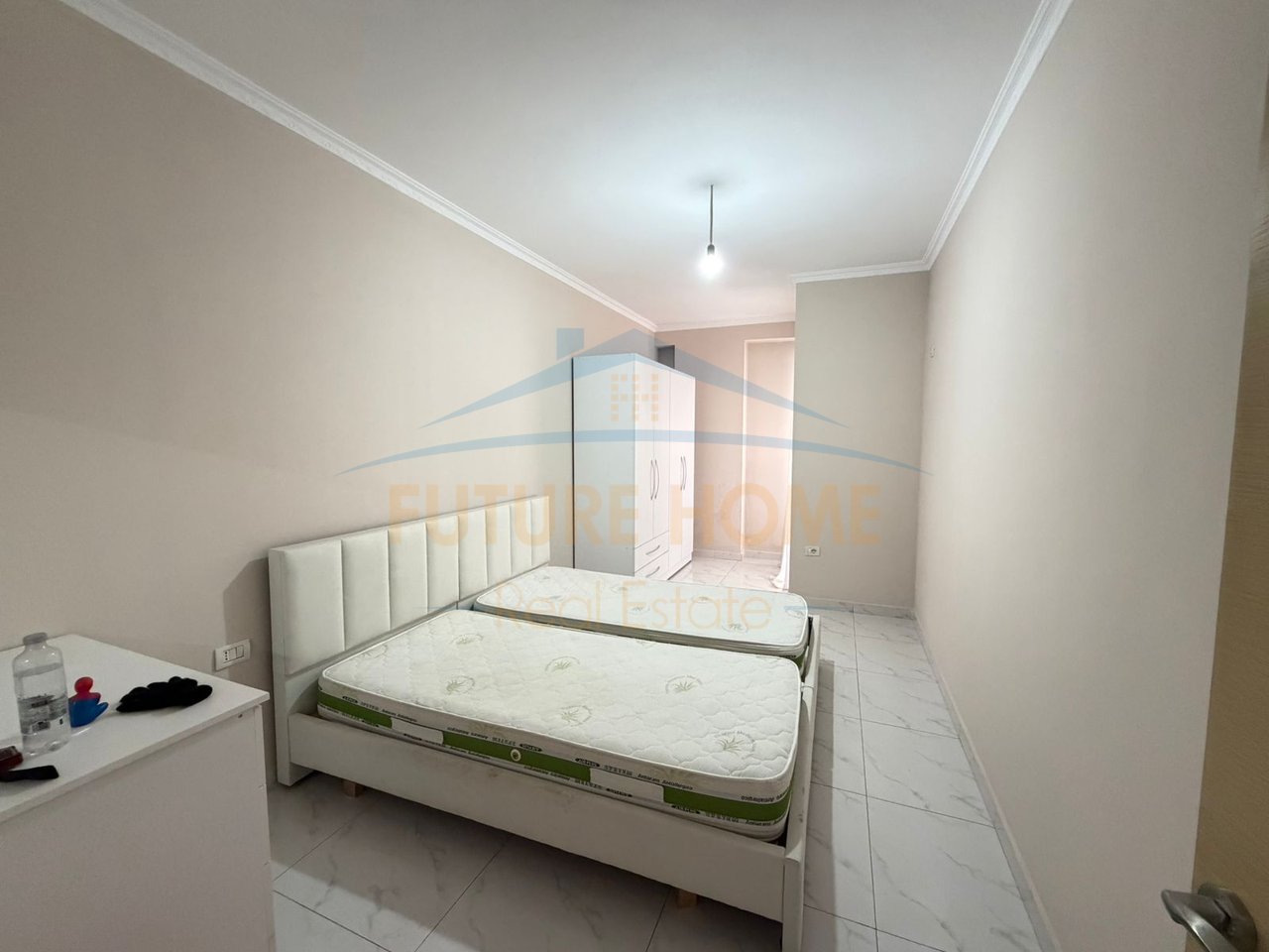 Shitet, Apartament 2+1, Unaza e Re