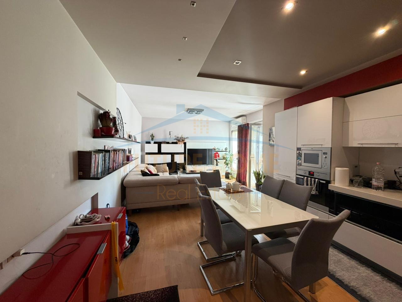 In vendita, Appartamento 2+1+2+ Posto Auto, Via Frosina Plaku, Tirana