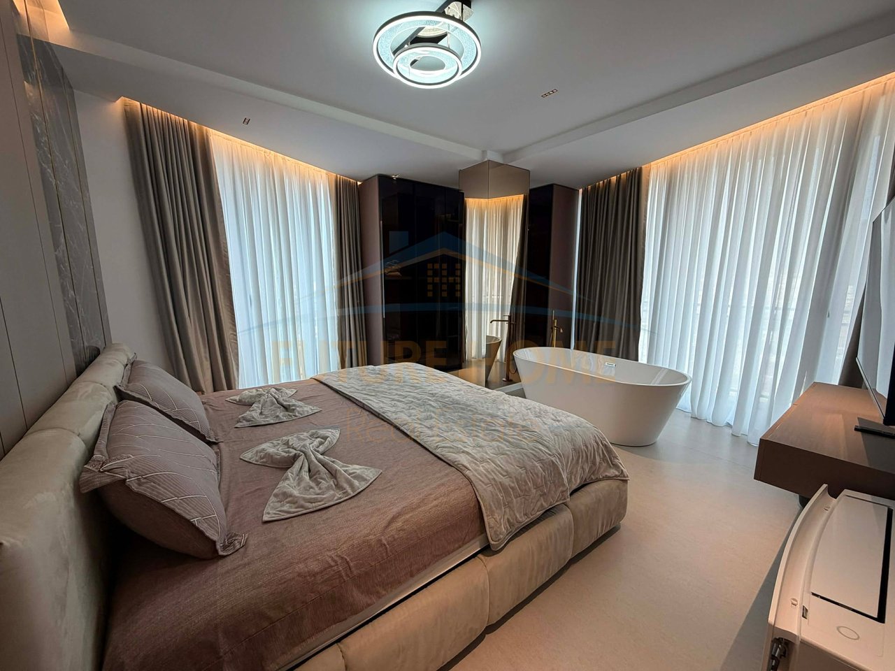 For rent, 2+1 Apartment + Parking Space, Golden Tower, Mine Peza Street