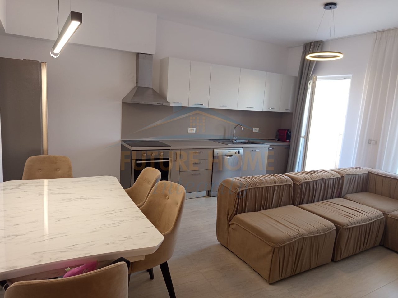 Qera, Apartament 2+1, Rruga Dritan Hoxha, Tiranë.