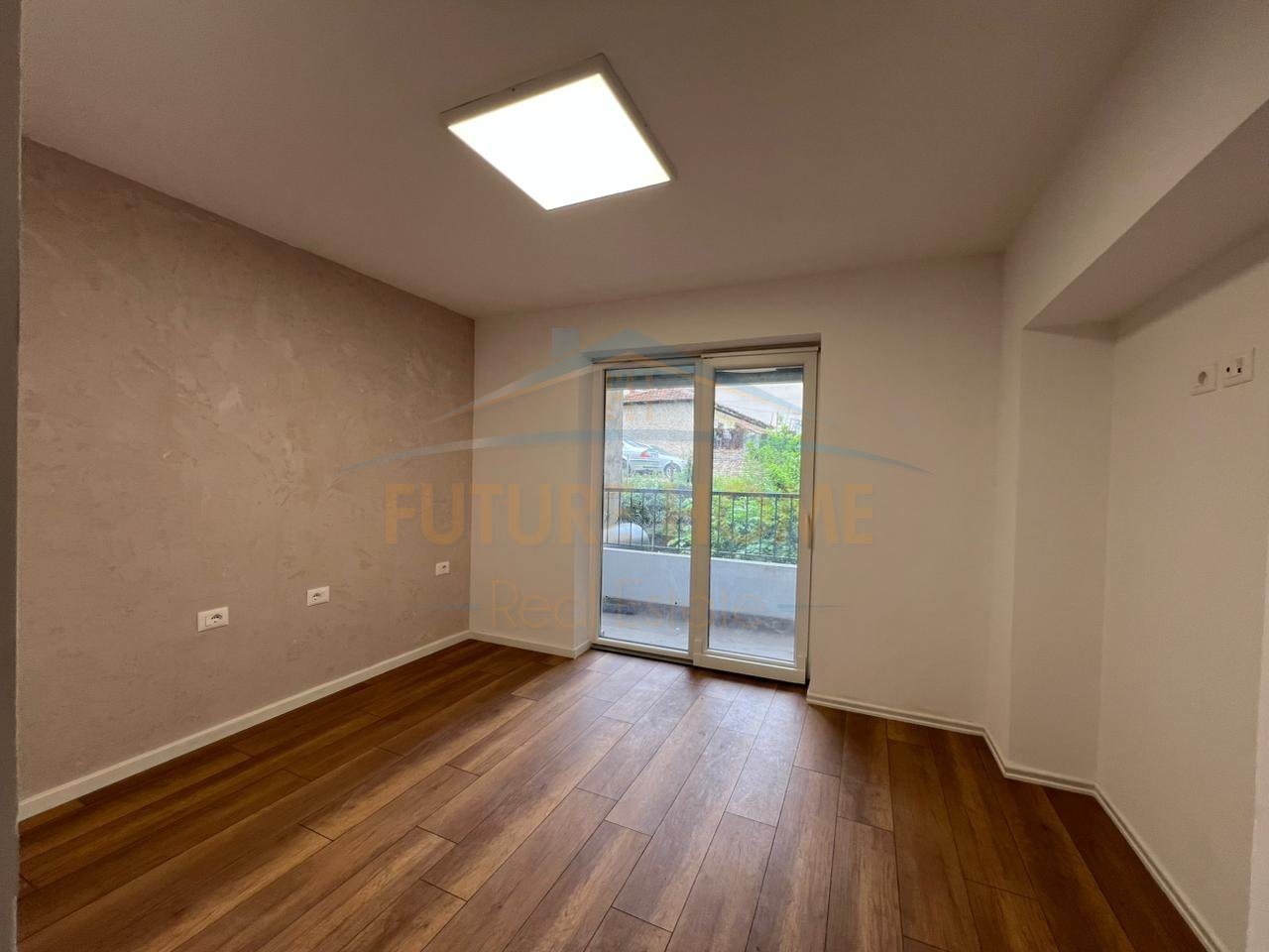 Rent, Business Premises, Brryli, Tirana