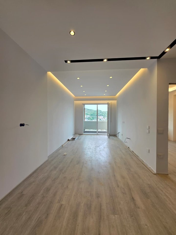 Shitet , Apartament 1+1, Kompleksi Golden Park, Tirane