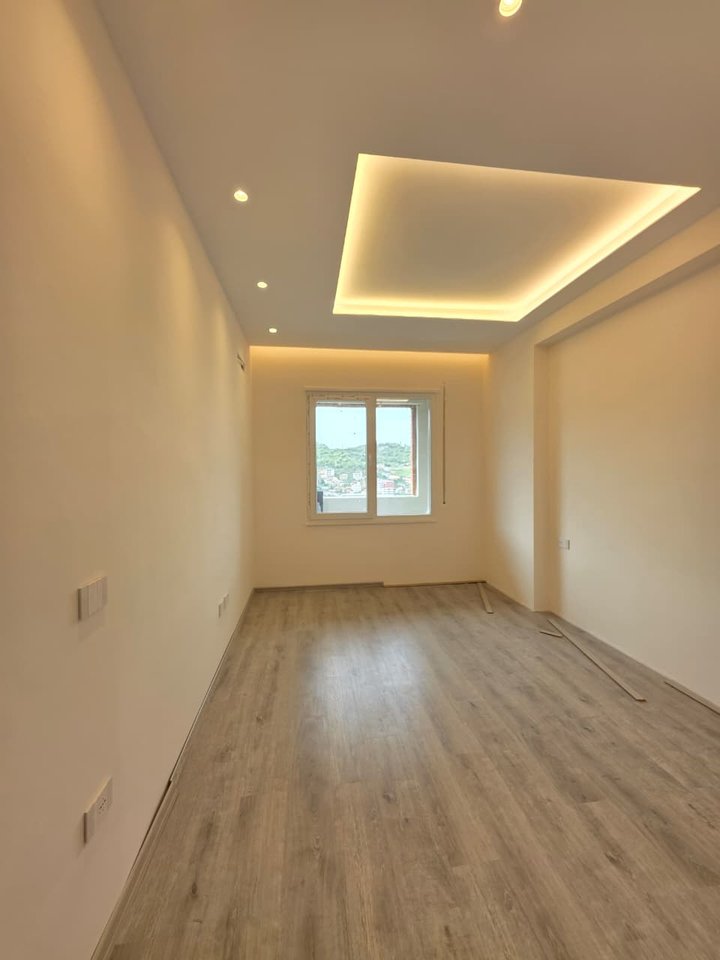 Shitet , Apartament 1+1, Kompleksi Golden Park, Tirane