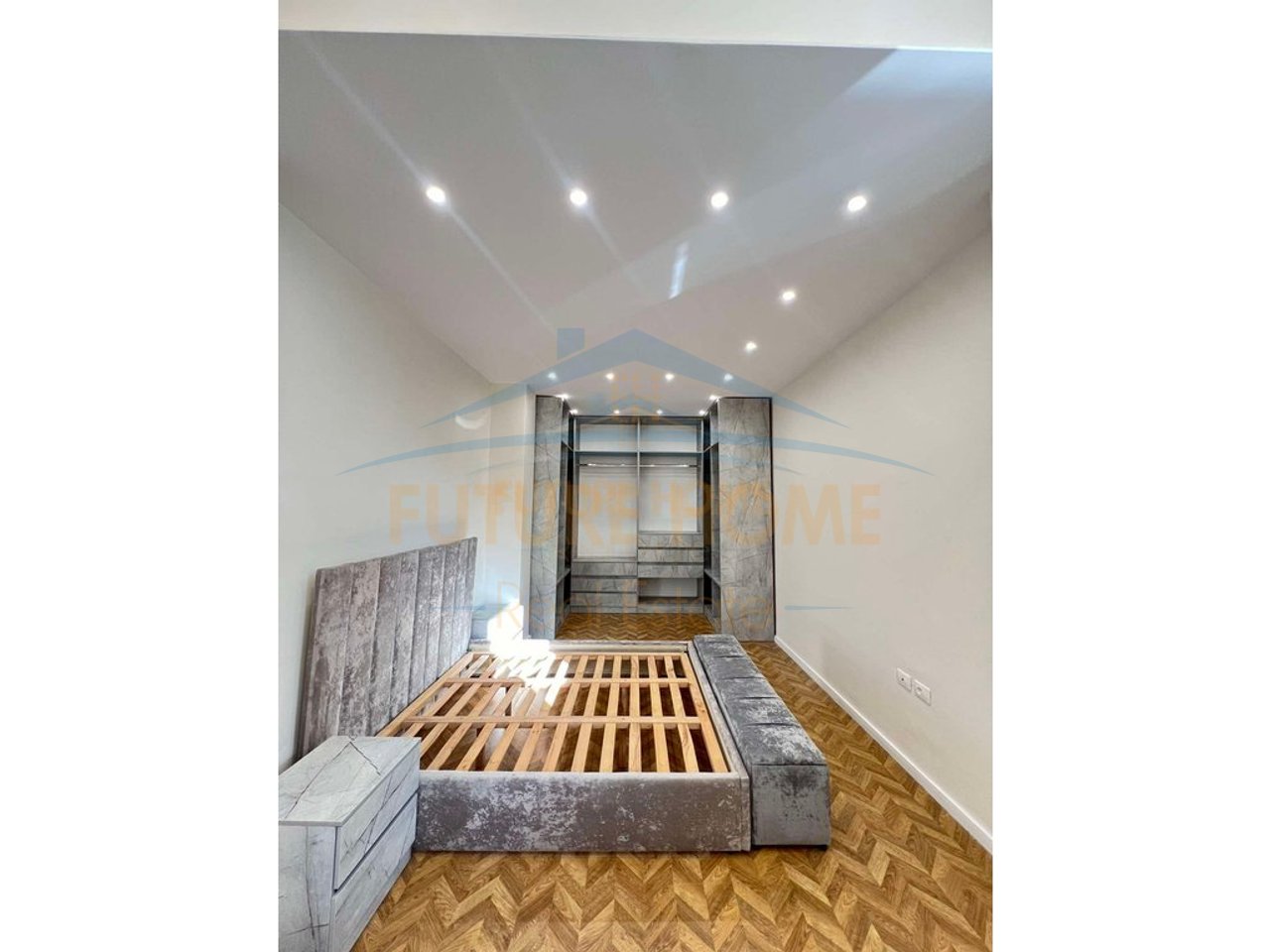 For sale, 2+1 Apartment, New Ring, Tirana.