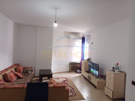 Shitet, Apartament 1+1, Unaza e Re, Tiranë.