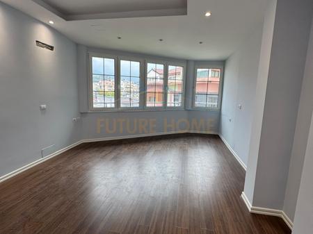 Shitet,Apartament 1+1, Rruga "Shefqet Kuka", Fresk