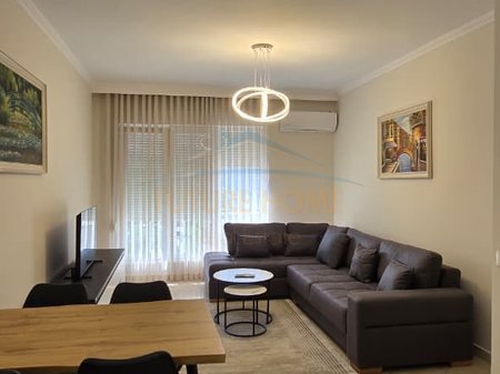 Affitto, Appartamento 1+1, ex Parcheggio Autobus, Tirana