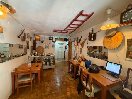 Shitet, Ambient Biznesi,  Vasil Shanto, Tiranë