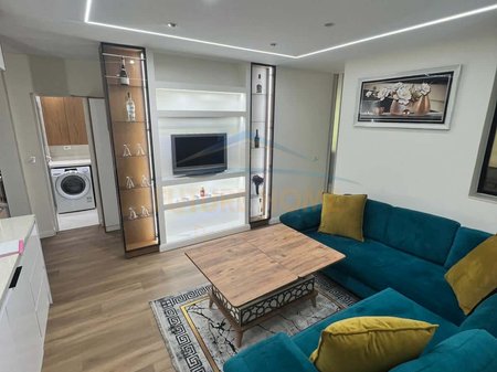 Qera, Apartament 2+1 + Verandë, Ish Fusha e Aviacionit, Tirane