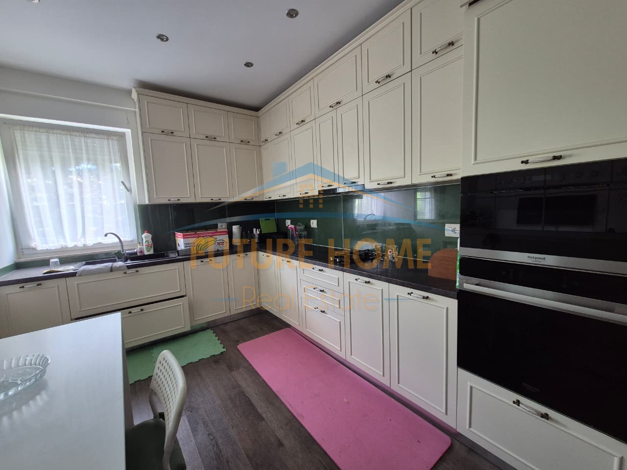 For rent, 2+1+2 Apartment, Dry Lake, Tirana.