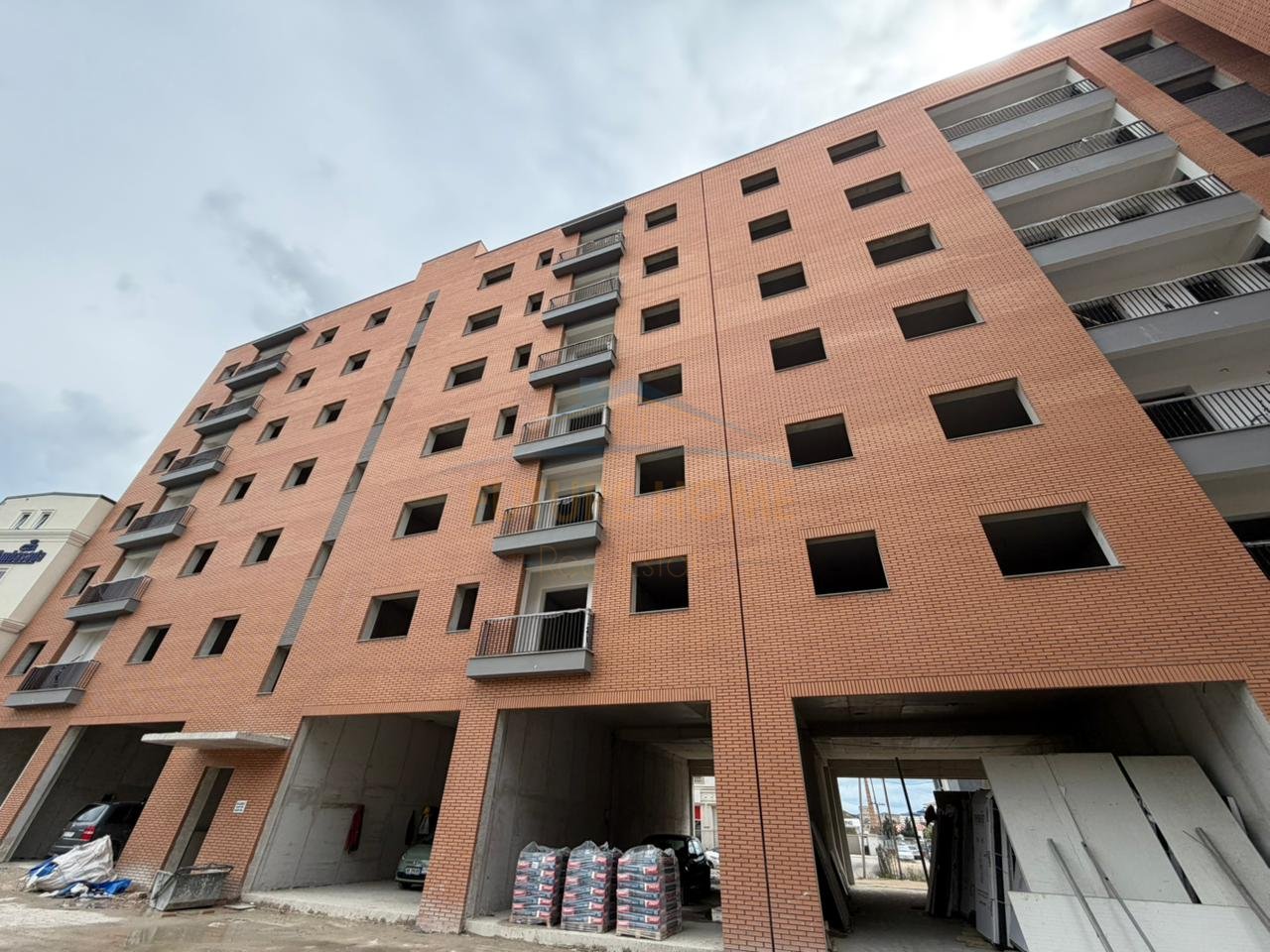 For sale, Apartment 1+1, Paskuqan, Tirana.