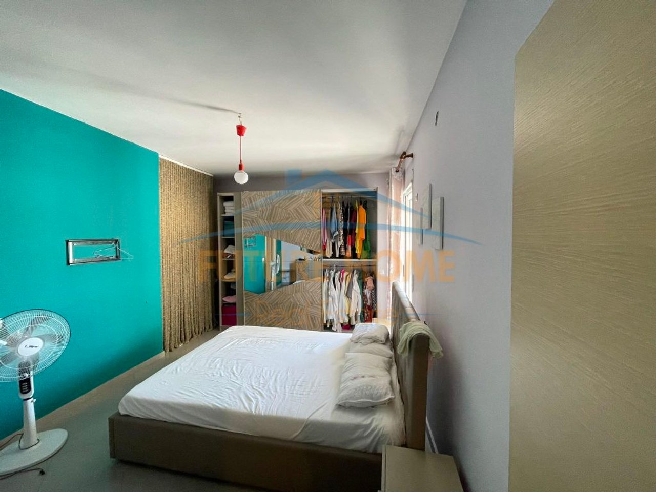 Shitet, Apartament 2+1, Unaza e Re, Tiranë.