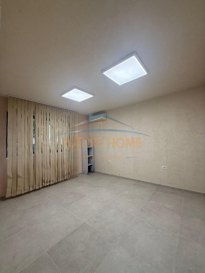 Affitto, Ufficio, Via "Muhamet Gjollesha", Tirana