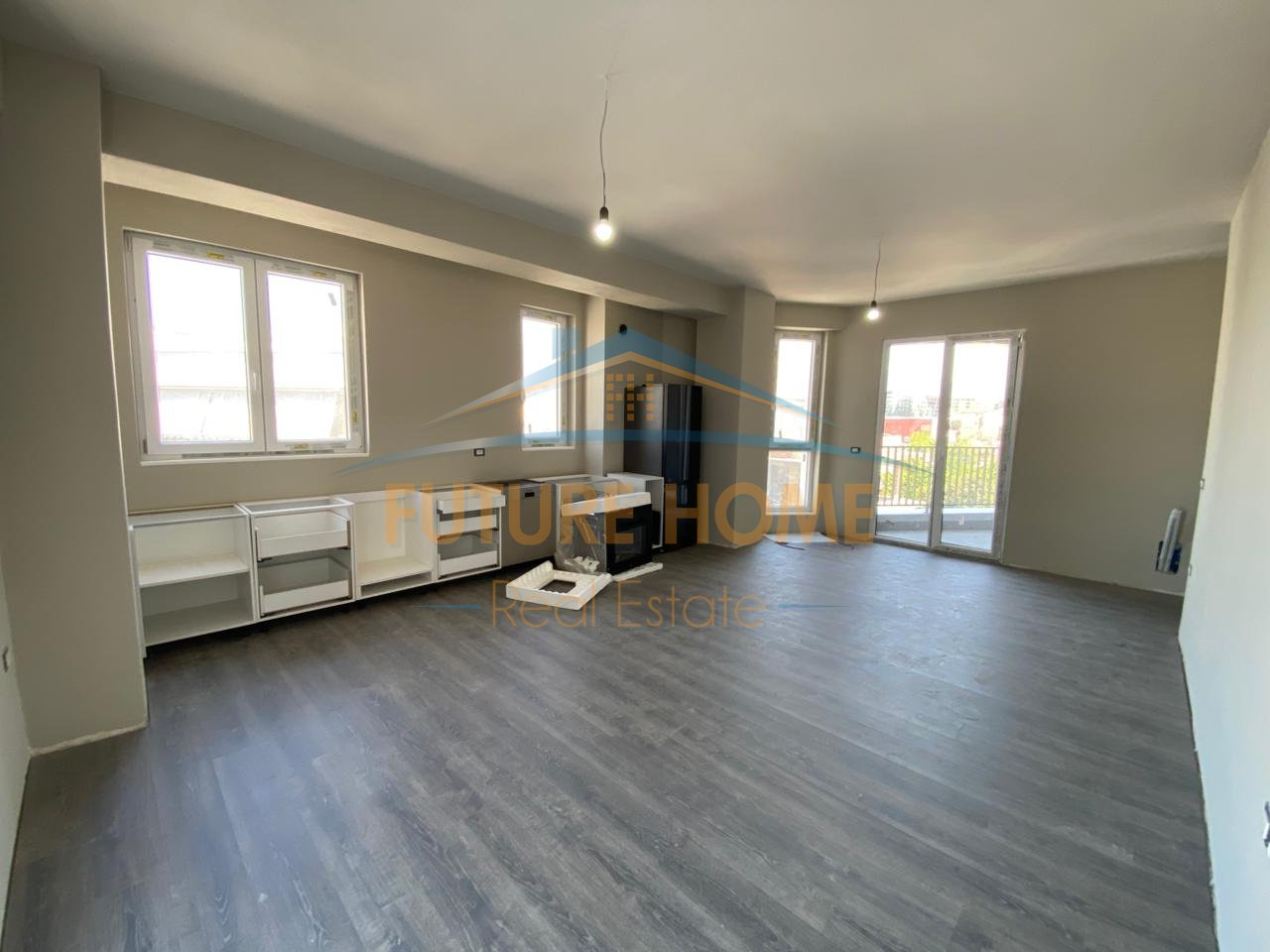 In vendita, Appartamento 3+1+2, Komuna e Parisit, Tirana.