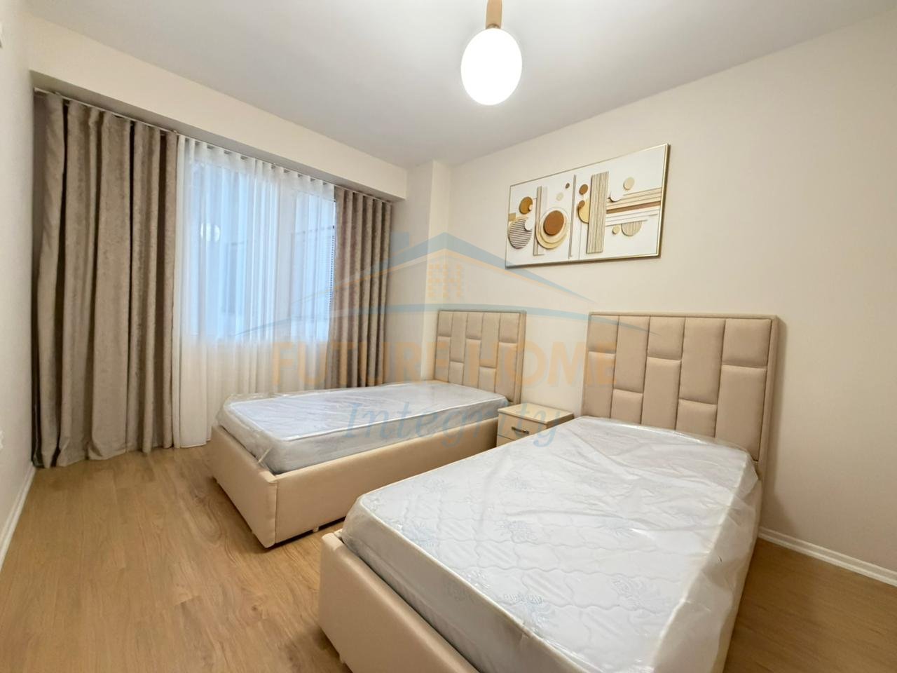 Shitet, Apartament 2+1, Yzberisht, Tiranë.