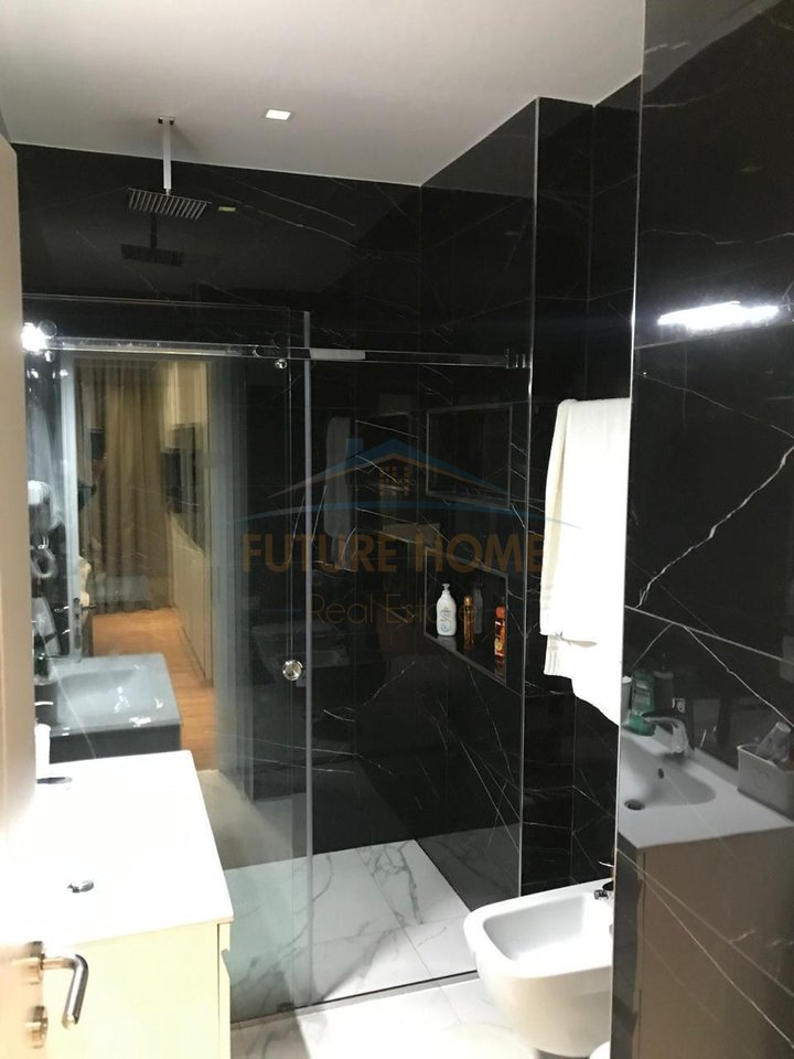 Affitto, Appartamento 2+1+2, Blloku, Tirana