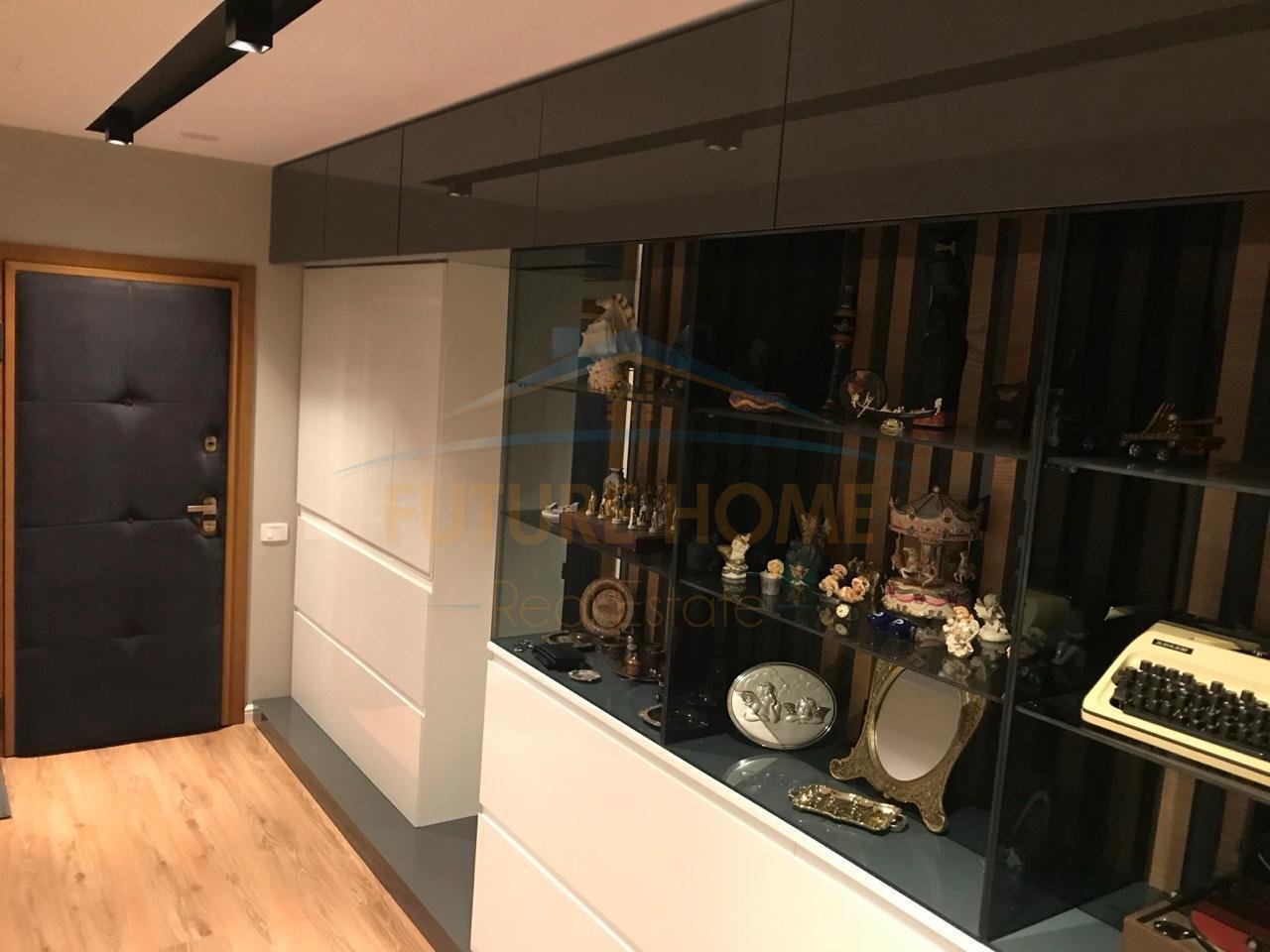 Affitto, Appartamento 2+1+2, Blloku, Tirana