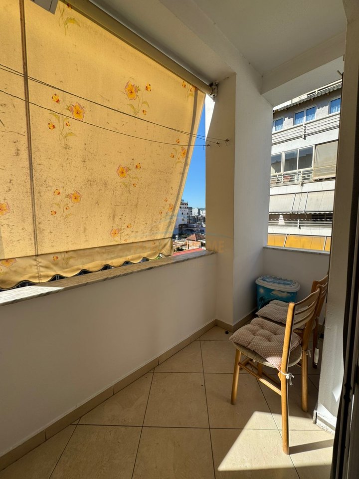 Qera, Apartament 2+1, Rruga Riza Cerova,Tiranë.